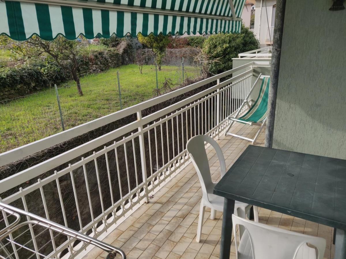 Residenza Il Poggio Apartment San Bartolomeo Al Mare Exterior photo